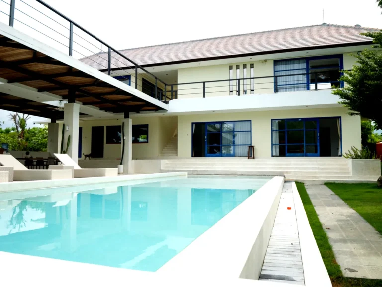 Contemporary villa in Tulamben with clean architectural lines and a serene private pool